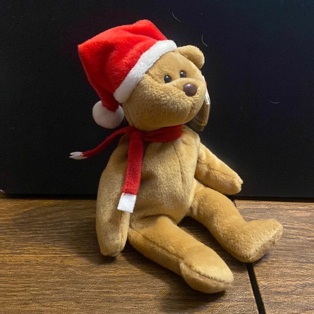 35% after holiday price drop! NWT Beanie Baby 1997 Holiday Teddy